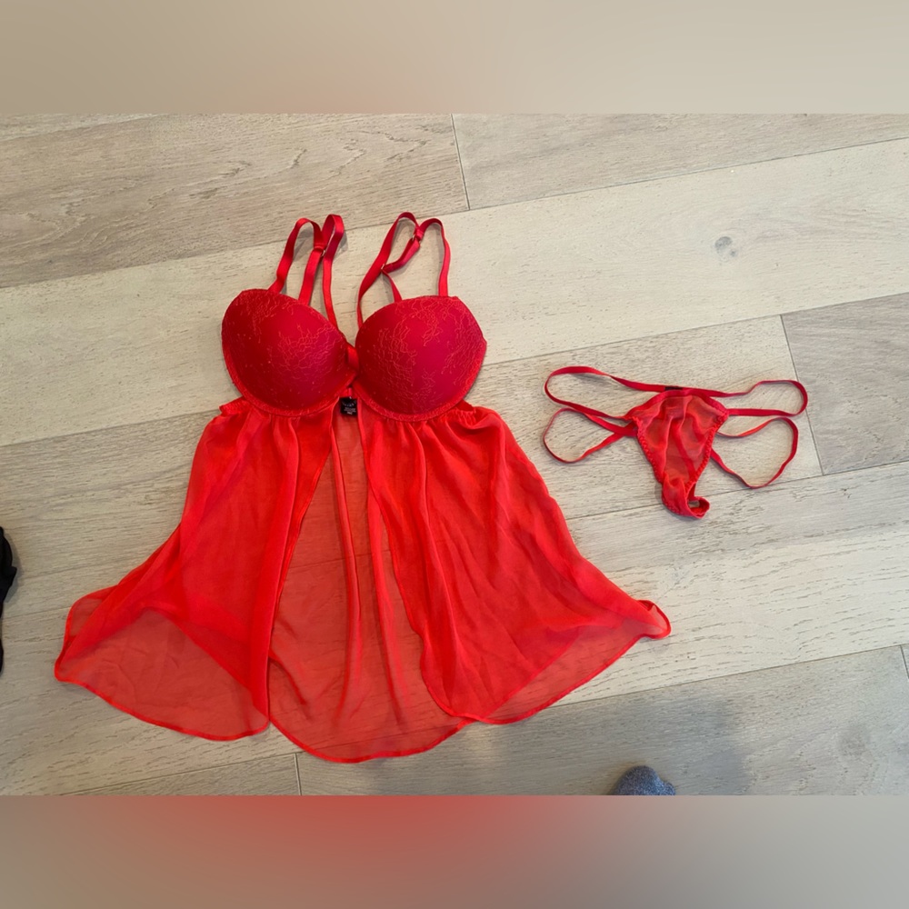 VICTORIA SECRET